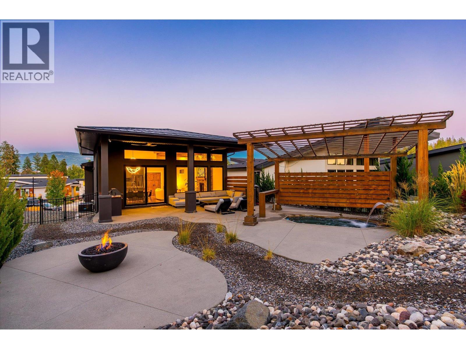 10342 Long Road, Lake Country