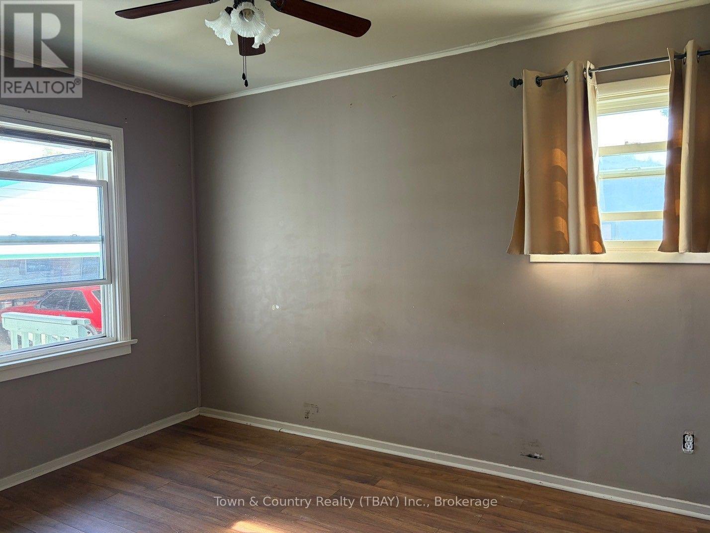 23 GRESLEY COURT E - Image 8