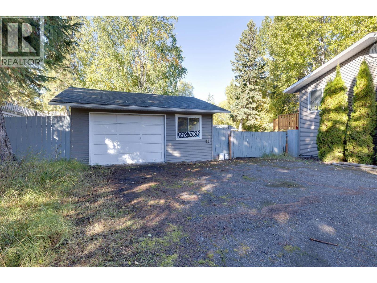 Photo 33 of 36 — 7287 ALDEEN ROAD · Prince George, BC