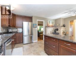 Primary Bedroom - 8571 Kingcome Cres, North Saanich, BC V8L5B8 Photo 10