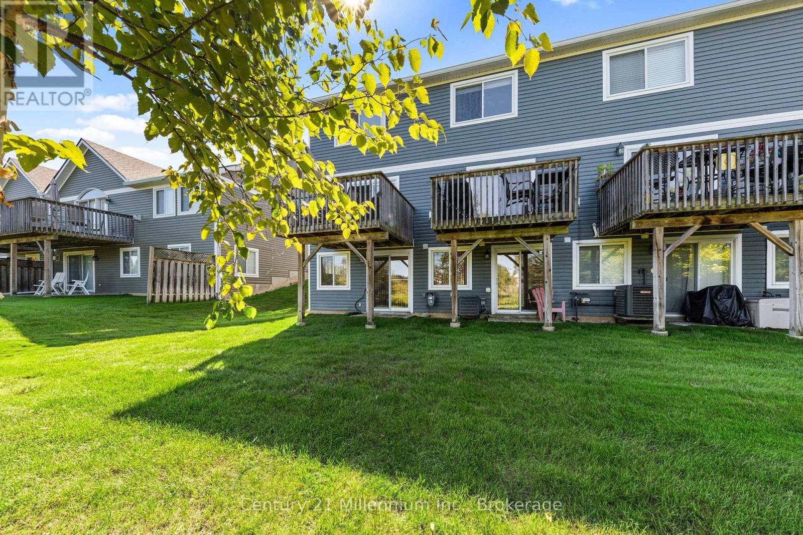 75 GREEN BRIAR DRIVE - Image 29