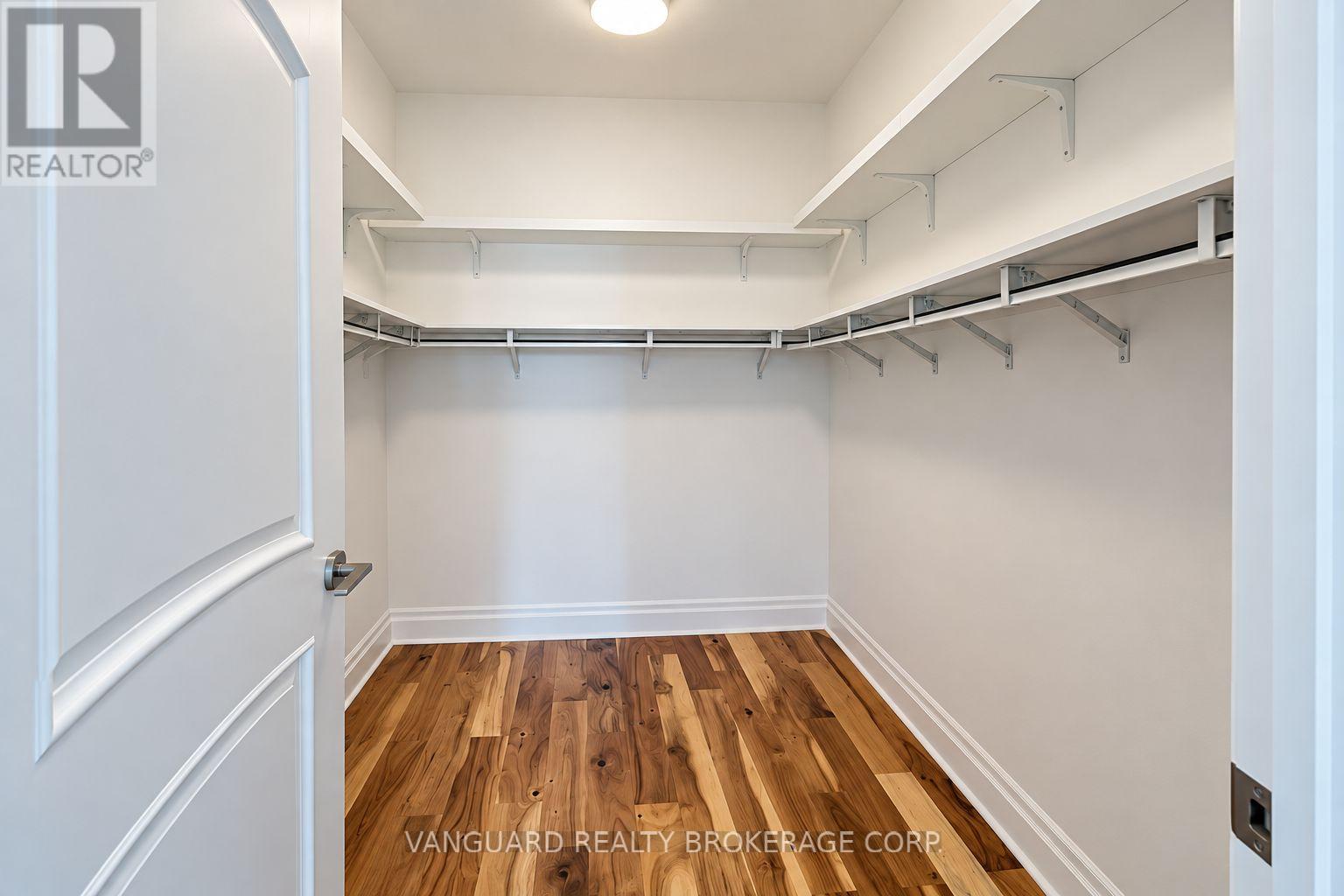 #5104 16 HARBOUR STREET - 7