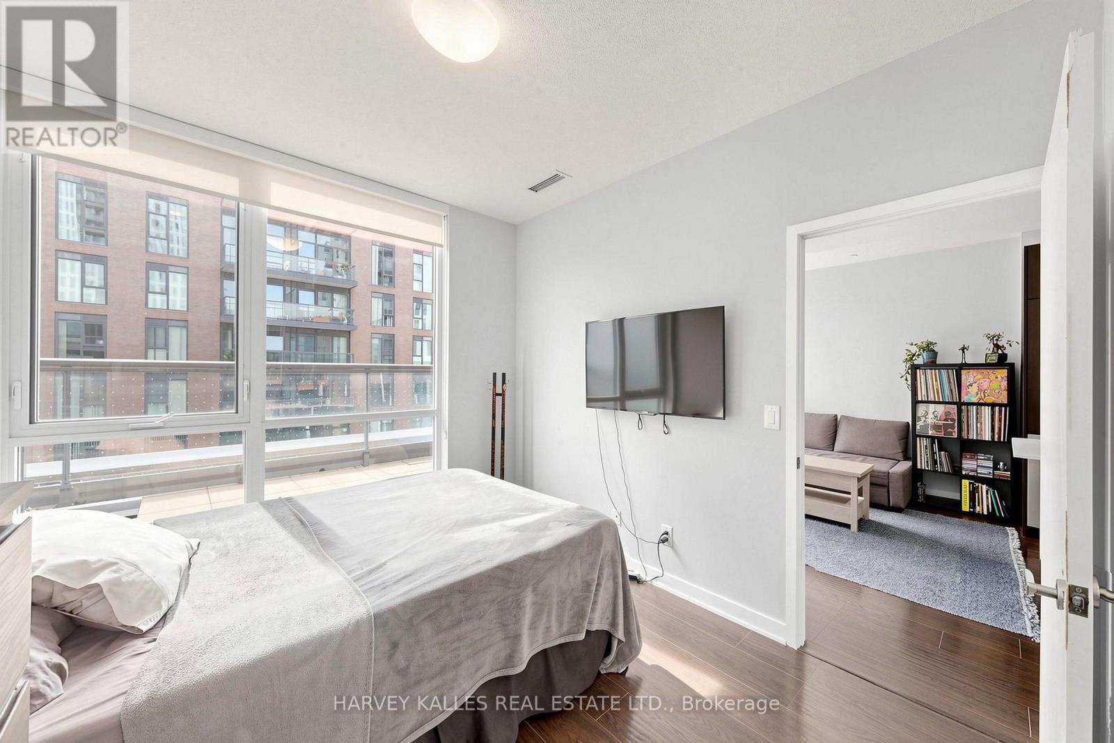 #419 55 REGENT PARK BOULEVARD - 15