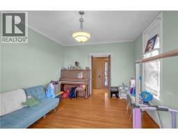 Eat in kitchen - 17 Scarfe Avenue, Brantford, ON N3T3P6 Photo 9