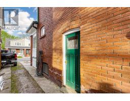 130 Elmer Avenue, Toronto, ON M4L3R8 Photo 24