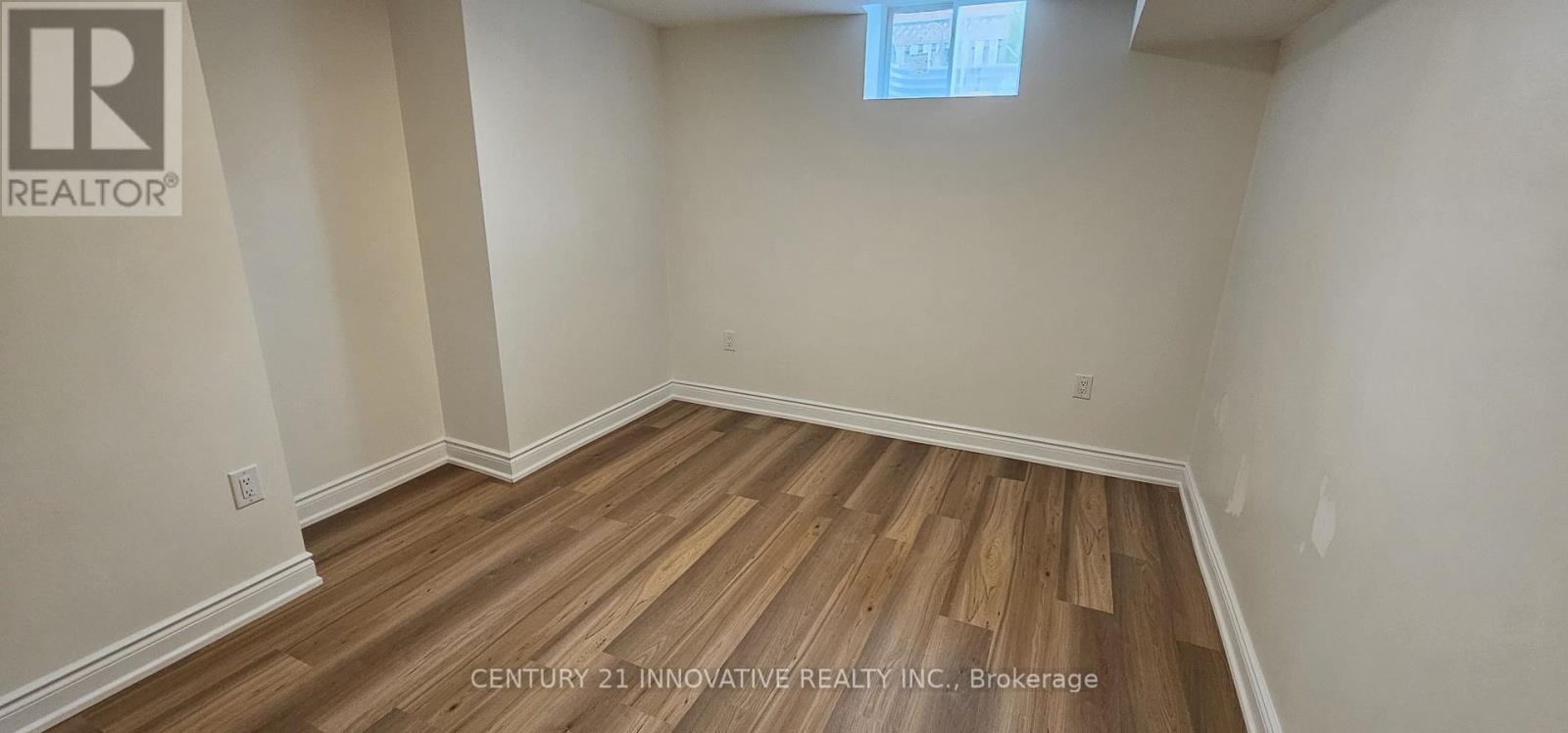 2 Blackburn Crescent — photo 13