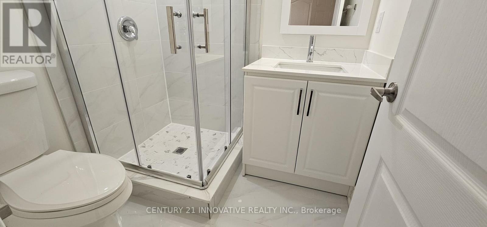 2 Blackburn Crescent — photo 22