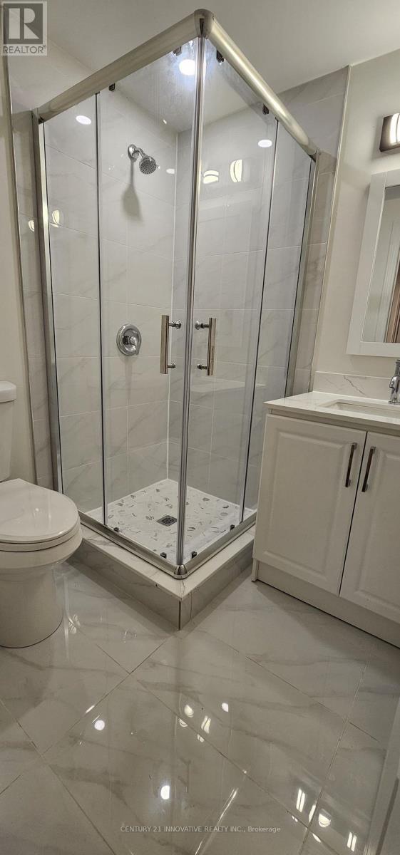 2 Blackburn Crescent — photo 23