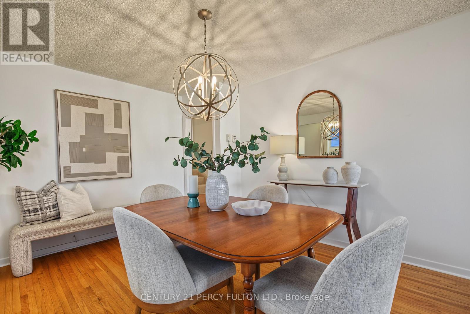 412 WAVERLY STREET N - 10