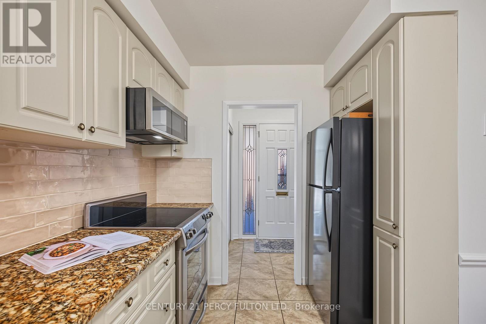 412 WAVERLY STREET N - 15