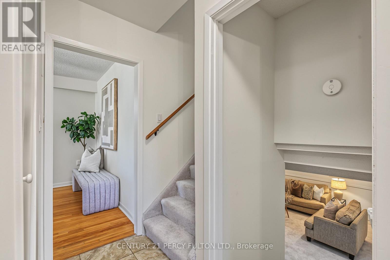 412 WAVERLY STREET N - Image 16