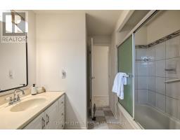 412 Waverly Street N, Oshawa, ON L1J5W3 Photo 21