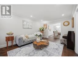 Living room - 36 Inglenook Court, Whitby, ON L1R1H1 Photo 6