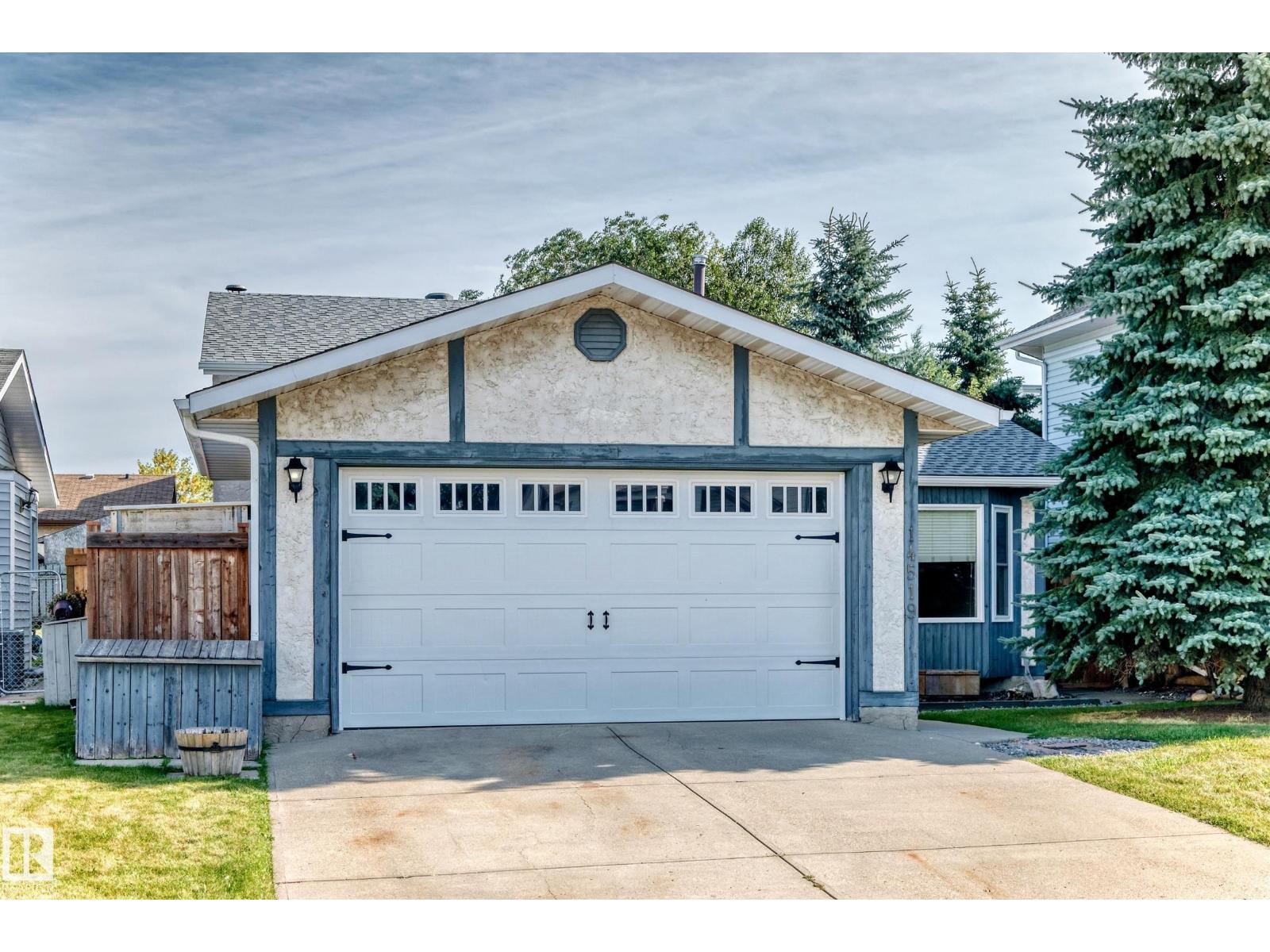 14519 32 ST NW, Edmonton, Alberta, T5Y2L2