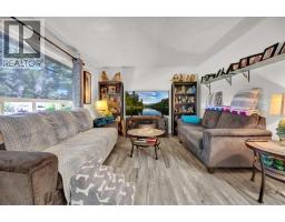 6131 33 Avenue Nw, Calgary, AB T3B1K6 Photo 19