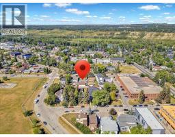 6131 33 Avenue Nw, Calgary, AB T3B1K6 Photo 8