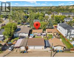 Laundry room - 6131 33 Avenue Nw, Calgary, AB T3B1K6 Photo 7