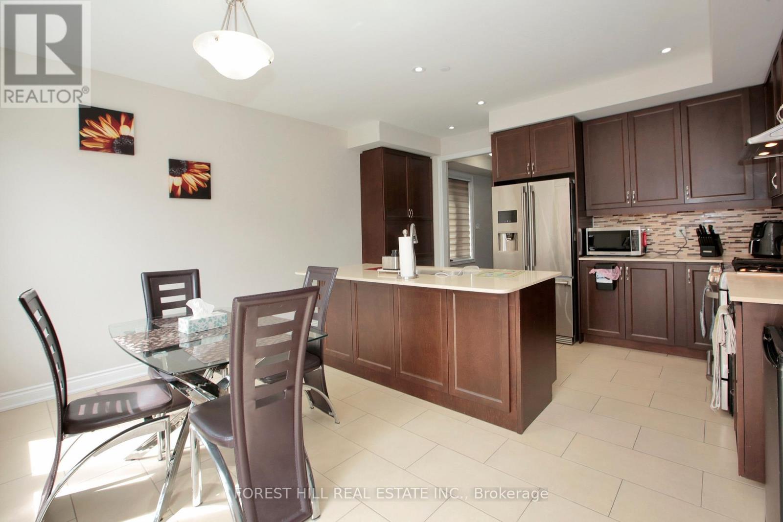 142 - 1331 MAJOR MACKENZIE DRIVE W, Vaughan (Patterson) — photo 3