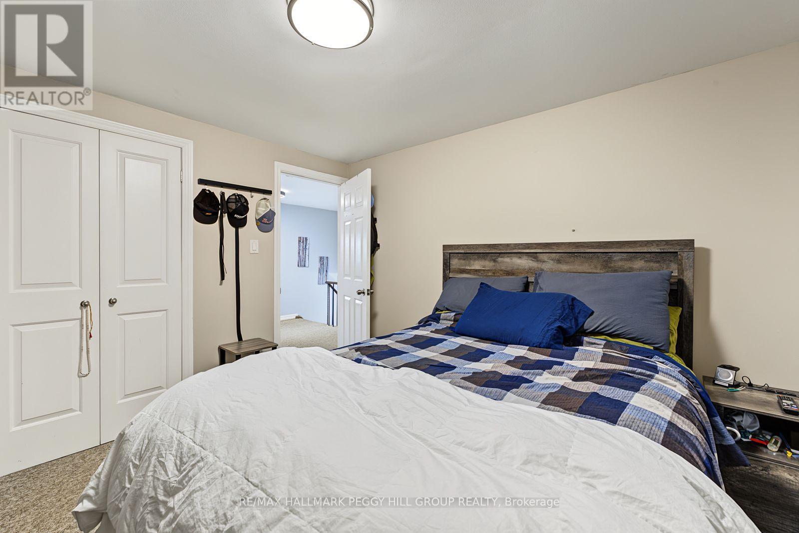 UPPER - 9 BAKER CRESCENT, Barrie (Cundles East) — photo 12