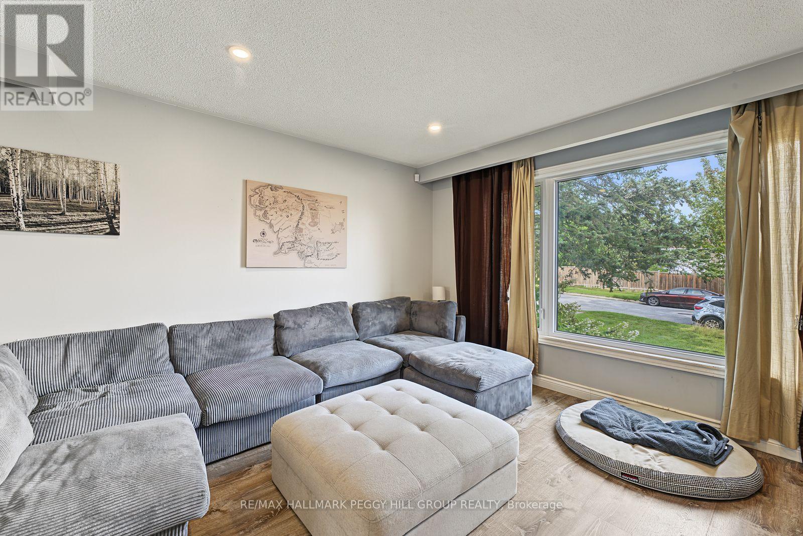 UPPER - 9 BAKER CRESCENT, Barrie (Cundles East) — photo 3