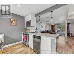 Upper - 9 Baker Crescent, Barrie, ON L4M3J4 Photo 7