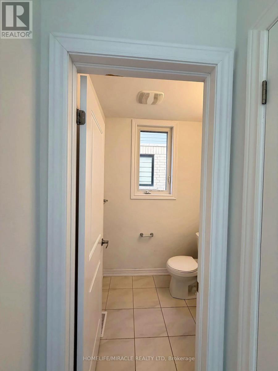 163 FENCHURCH MANOR, Barrie — photo 8