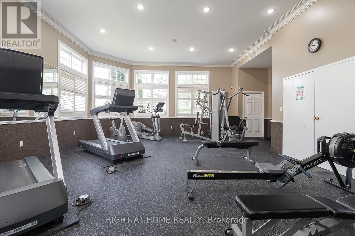 #302 1471 MAPLE AVENUE - 21