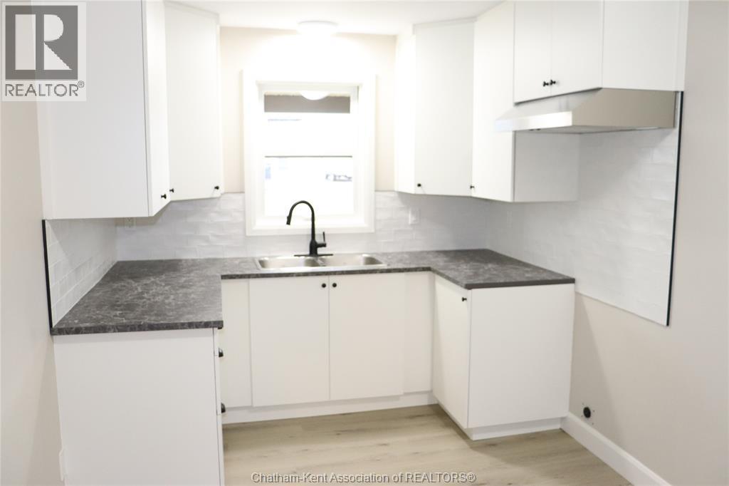 190 Catherine STREET - 4