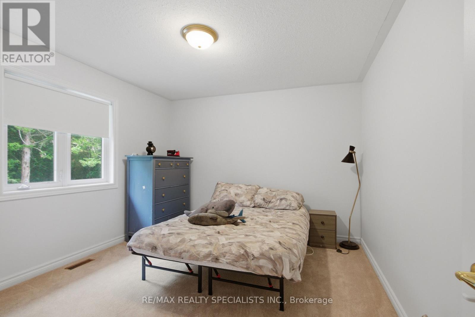 20 STONEGATE CRESCENT - Image 20