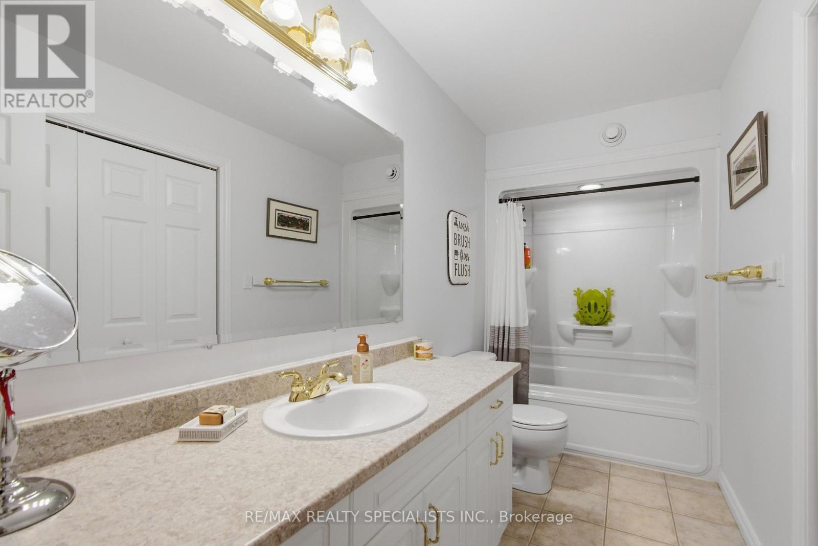 20 STONEGATE CRESCENT - Image 22