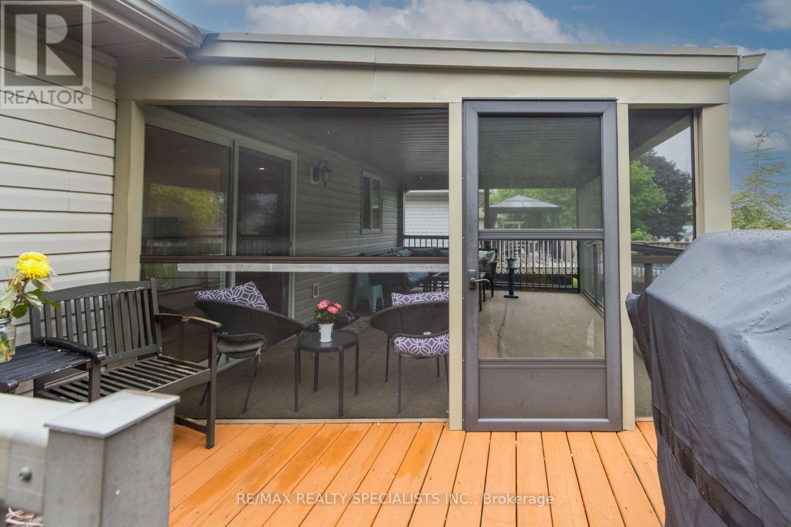 20 STONEGATE CRESCENT - Image 36