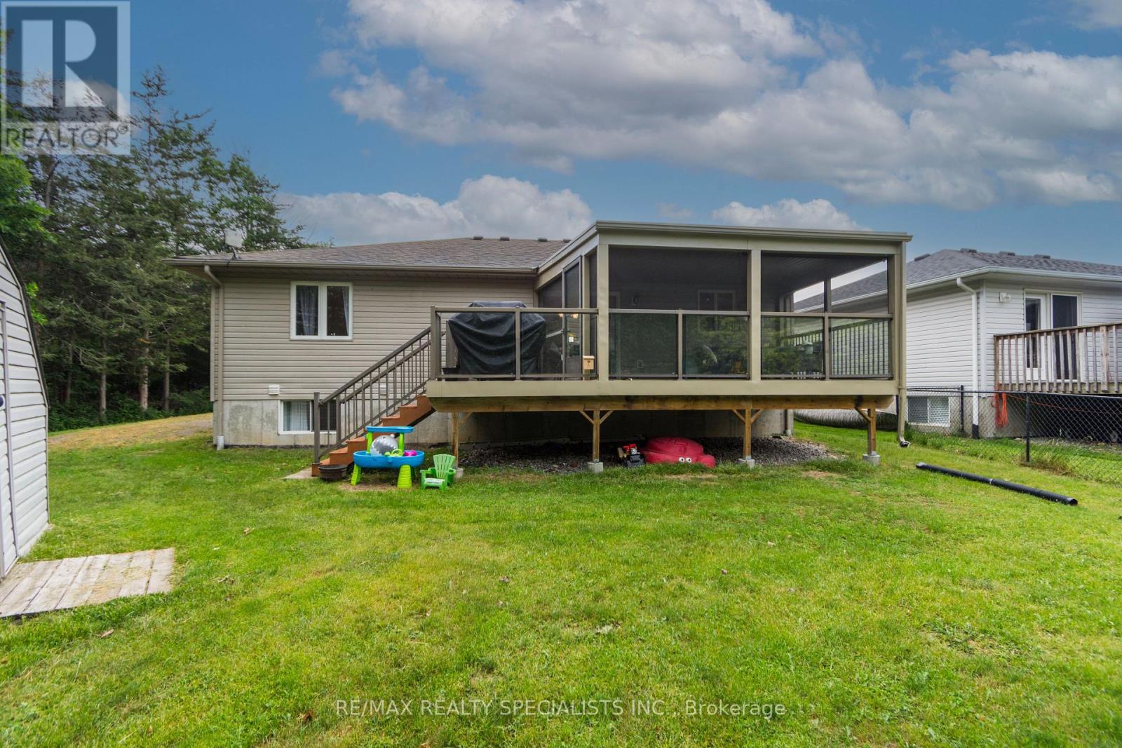 20 STONEGATE CRESCENT - Image 39