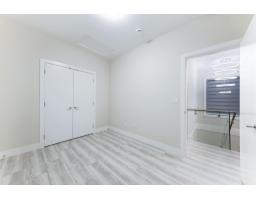 19433 70 Avenue, Surrey, BC V4N1N2 Photo 20