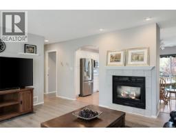 Living room - 16 920 Brulette Pl, Mill Bay, BC V8H1J1 Photo 7