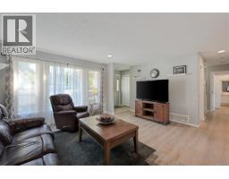 Entrance - 16 920 Brulette Pl, Mill Bay, BC V8H1J1 Photo 8