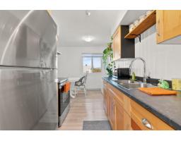 313 2211 Clearbrook Road, Abbotsford, BC V2T2X4 Photo 6