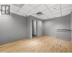 9 - 1111 Gorham Street, Newmarket, ON L3Y8X8 Photo 17