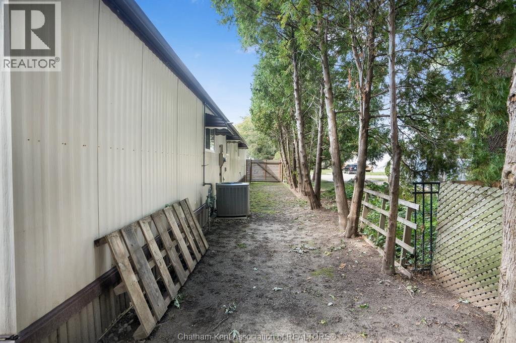 108 REGENCY DRIVE - 19