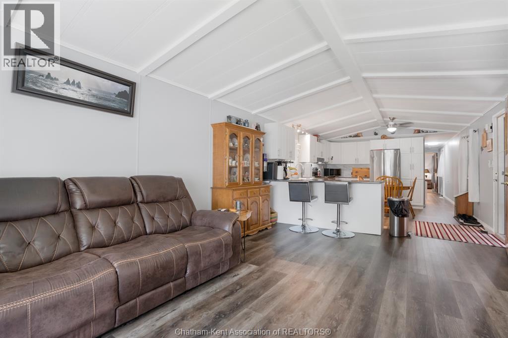 108 REGENCY Drive, Chatham, Ontario, N7L5A3, Chatham, Ontario — photo 5 of 5