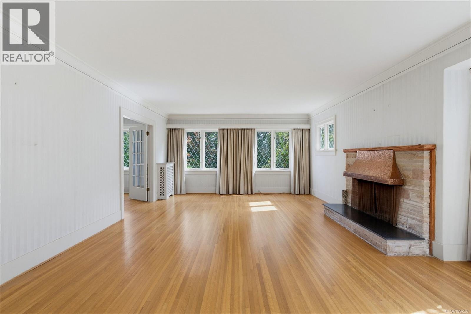  30 Beach Drive, Oak Bay