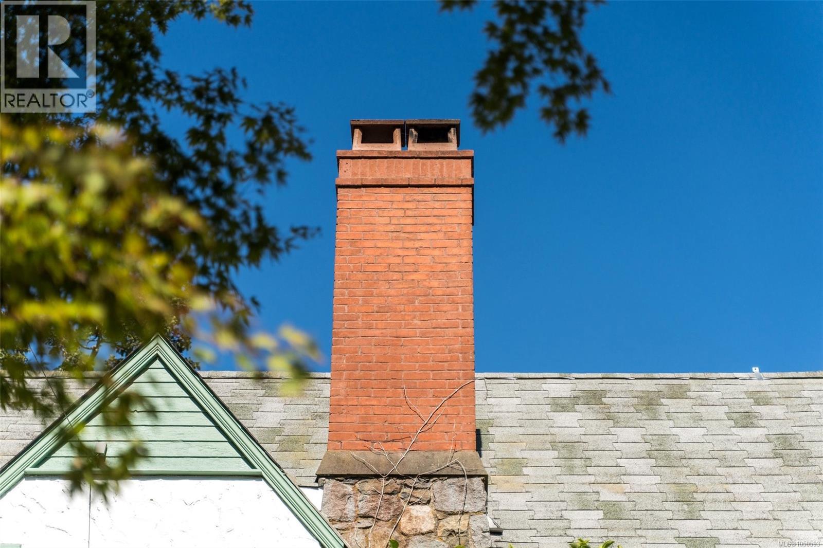  30 Beach Drive, Oak Bay