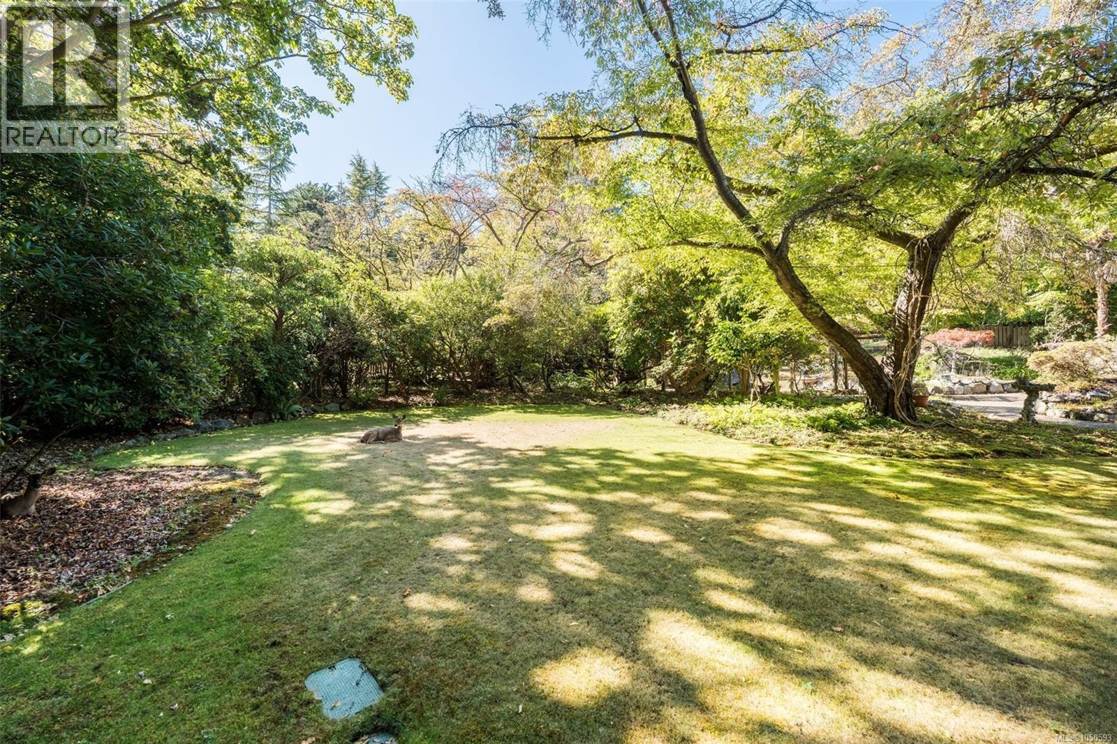  30 Beach Drive, Oak Bay