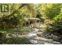 30 Beach Dr, Oak Bay, BC V8S2L2 Photo 31