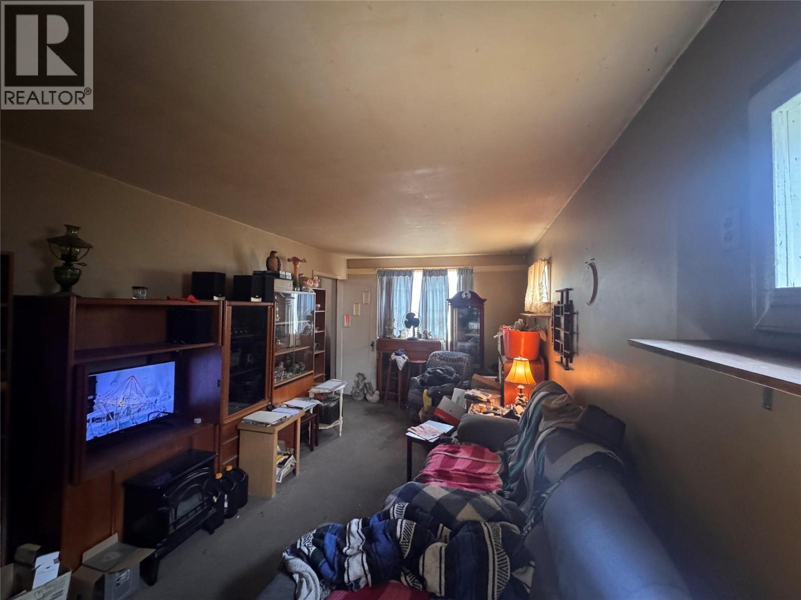484 Alexander Avenue - 10