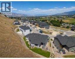 442 Arrowleaf Rise, Coldstream, BC V1B2M4 Photo 30