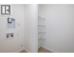 442 Arrowleaf Rise, Coldstream, BC V1B2M4 Photo 24