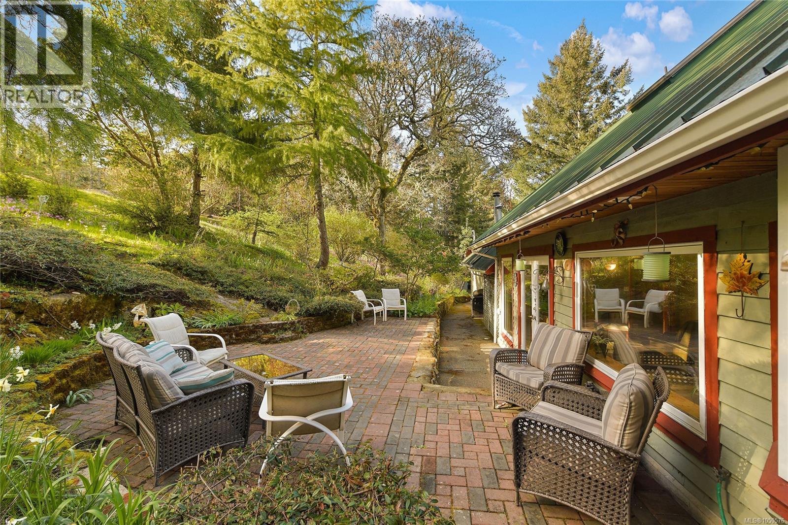 4836 Spring Rd - 55