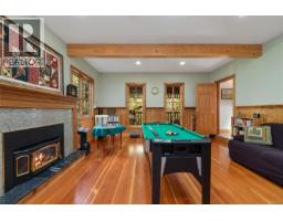 Family room - 4836 Spring Rd, Saanich, BC V9E2E4 Photo 16