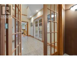 4836 Spring Rd, Saanich, BC V9E2E4 Photo 43