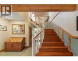 4836 Spring Rd, Saanich, BC V9E2E4 Photo 45